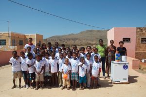 Congelatori dotanti alle scuole primarie J.Galego, F.Figueiras, Estancia, Boafareira, P.Velha