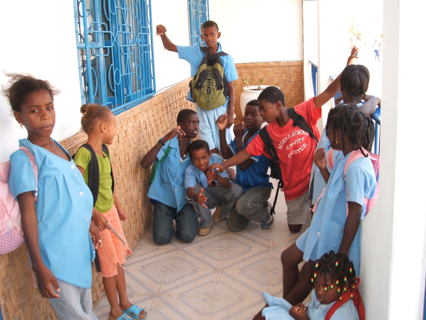 Momenti insieme ai bambini durante le attivitÃ 