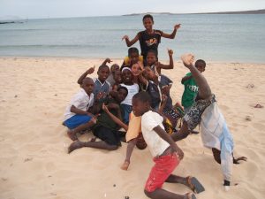 Momenti insieme ai bambini durante le attivitÃ 