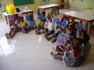 Donazione sandali e ciabatte